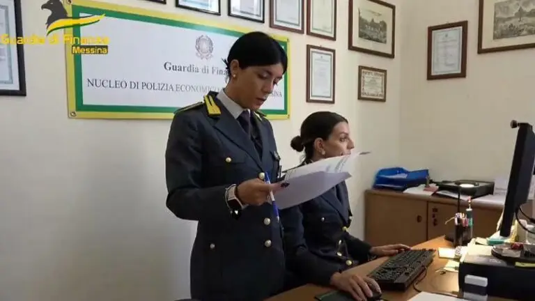 Messina: sequestrati beni per 15 milioni a tre indagati per bancarotta fraudolenta 13 Guardia di Finanza