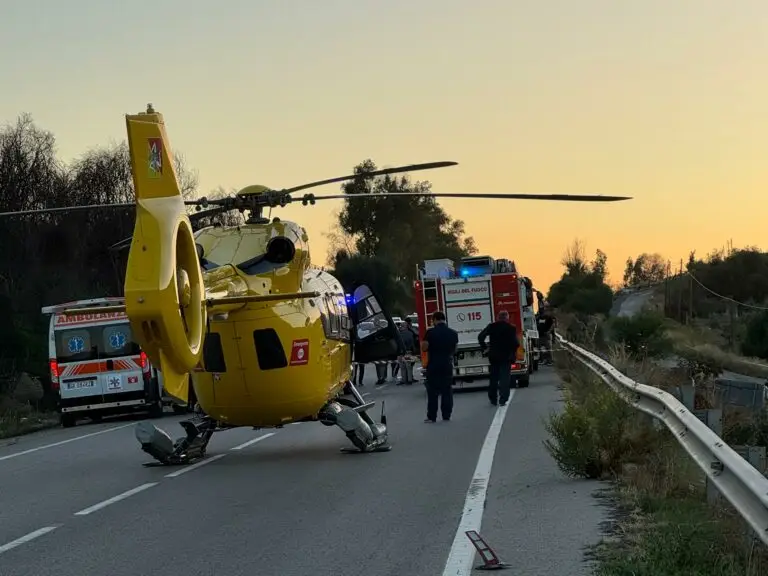 Grave incidente a Riesi sulla SS 190: tre feriti 15 WhatsApp Image 2024 09 29 at 23.01.56 Grave incidente a Riesi sulla SS 190: tre feriti