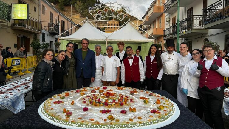 Opuntia Ficus Indica Fest, grande successo per la XXIV edizione 11 Sagra Ficodindia Opuntia Ficus Indica Fest, grande successo per la XXIV edizione