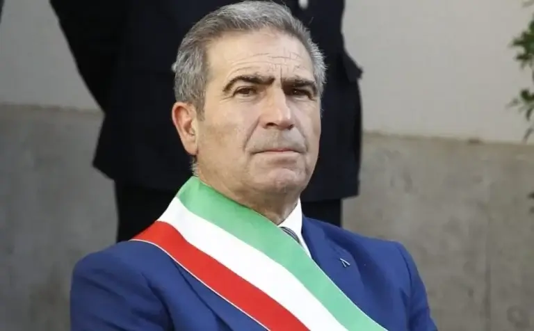 Assolti il Sindaco di Canicattì e i Tecnici: non luogo a procedere per frode 11 Sindaco di Canicattì, Corbo