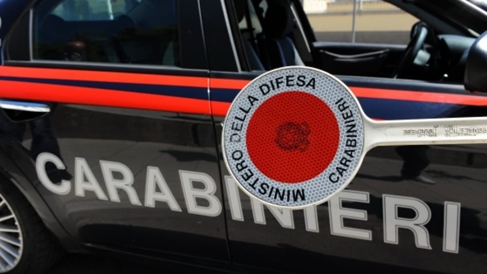San Cataldo, aggrediscono i Carabinieri durante un controllo: due arrestati 2 alt carabinieri 5 San Cataldo, aggrediscono i Carabinieri durante un controllo: due arrestati