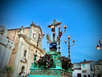 f270fa14 0a3d 4cf0 96ab 22a282d3dfee San Cataldo in festa: il Santissimo Crocifisso tra devozione e tradizione