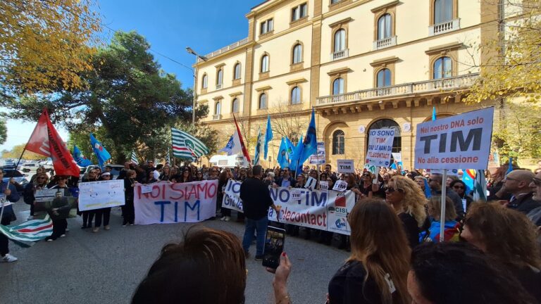 Telecontact Center, sciopero nazionale: i sindacati chiedono garanzie occupazionali