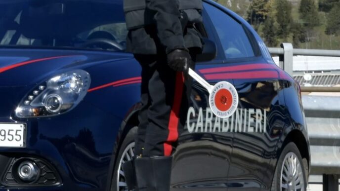 Foto 5 Cocaina e hashish nascosti in casa: arrestato un 30enne a Licata