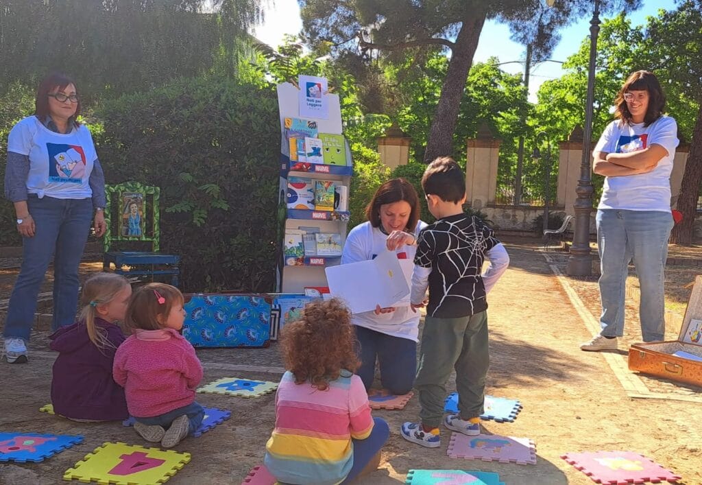 Foto attivita Nati per Leggere alla Villa Amedeo 2025 1 "Letture di Primavera alla Villa Amedeo!" il 16 maggio a Caltanissetta