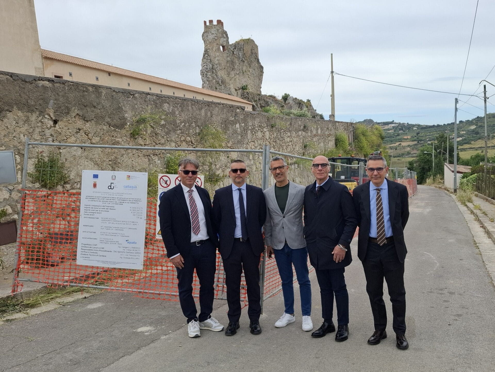 avvio dei lavori Caltaqua agli Angeli orizz Caltanissetta, al via il rinnovo della rete idrica nella zona Angeli