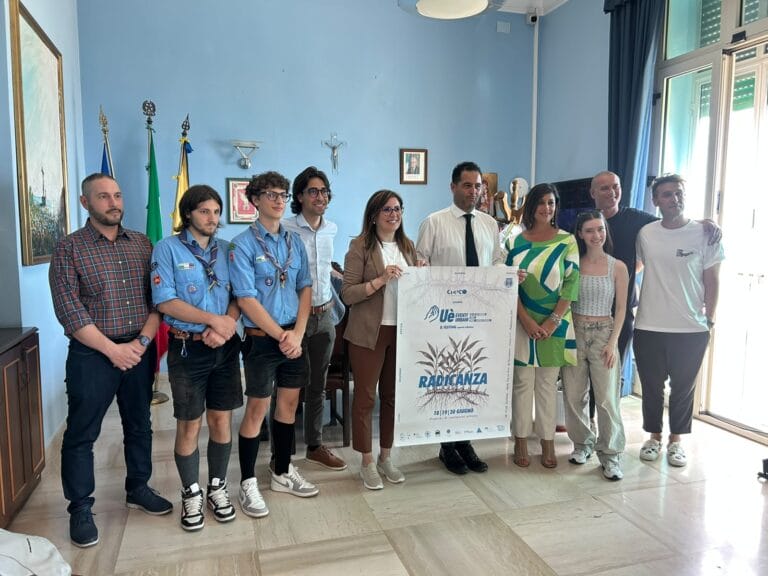 Gela, IV edizione di “Uè - Eventi Urbani”: riflettori puntati sul tema della "Radicanza" 7 Ue eventi urbani Gela, IV edizione di “Uè - Eventi Urbani”: riflettori puntati sul tema della "Radicanza"