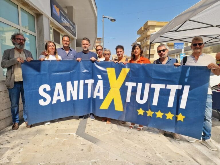 Di Paola (M5S)a Gela e Enna: “Sanità X Tutti” contro il definanziamento del nuovo ospedale 13 Di Paola (M5S)a Gela e Enna: “Sanità X Tutti” contro il definanziamento del nuovo ospedale