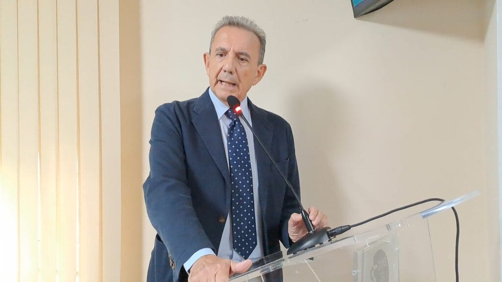A Caltanissetta, "prevenzione è cura": focus sul carcinoma del colon-retto 4 Corso 12 settembre 1 A Caltanissetta, "prevenzione è cura": focus sul carcinoma del colon-retto