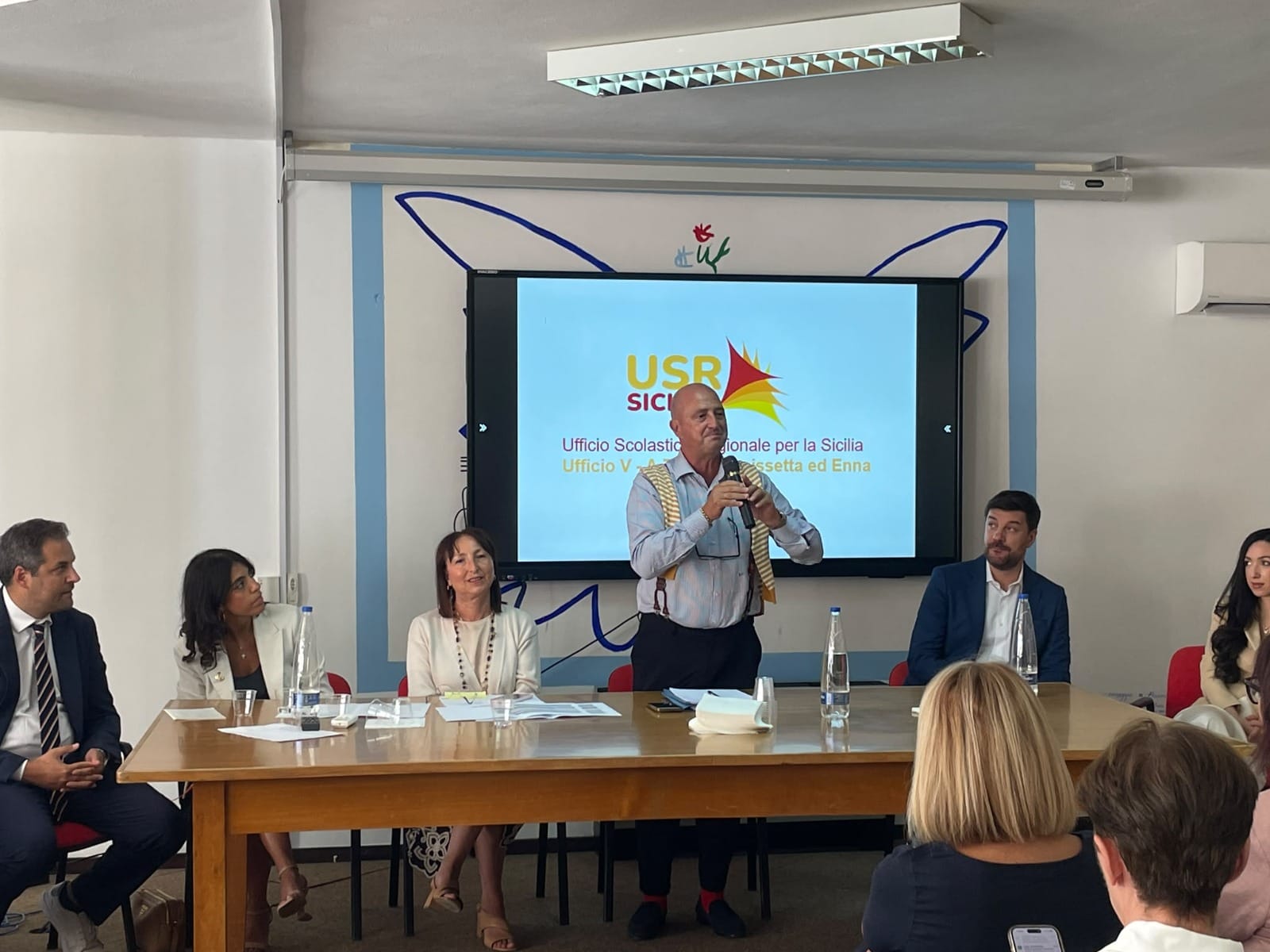 Incontro CL 1 Scuola, Regione e Usr Sicilia inaugurano l’anno scolastico: primo incontro a Caltanissetta