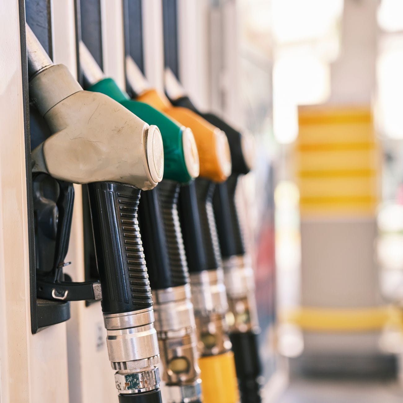 Caro-gasolio, Sicilia a rischio paralisi: autotrasportatori pronti allo sciopero ad oltranza 6 photo of gas pumps